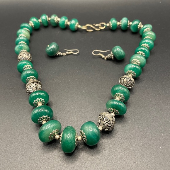 Welcome to Timeless Treasures – my Vintage & Modern Jewelry Collection for all - Picture 13 of 16